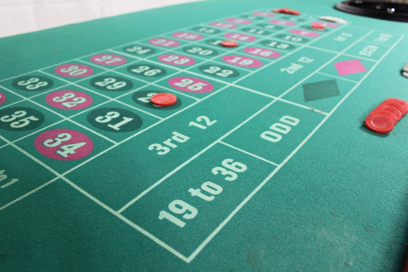 Unveiling the Ultimate Live Casino Experience in 2026 - live casino illustration